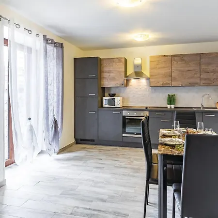 Gorgeous In With Wifi Casa vacanze Peruški