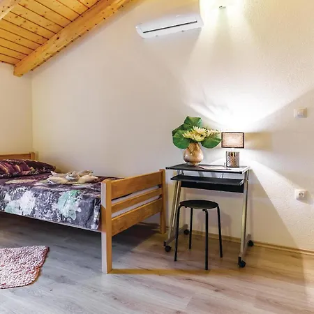 Casa vacanze Gorgeous In With Wifi Peruški