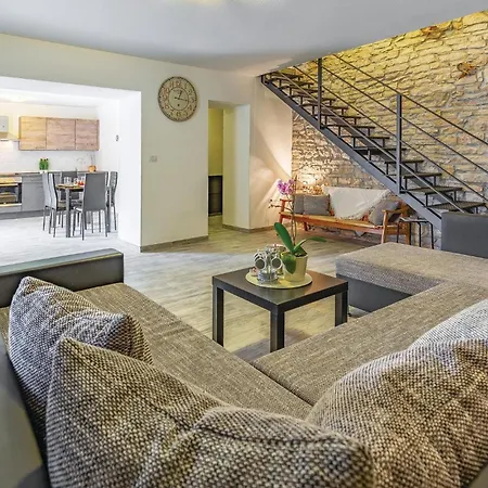 Gorgeous In With Wifi * Peruški