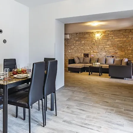 Gorgeous In With Wifi בית נופש